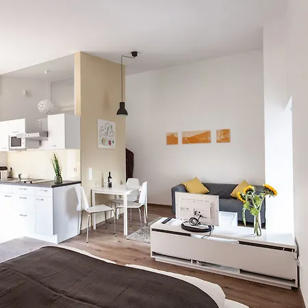 Apart-hotel Studiosplus 3*